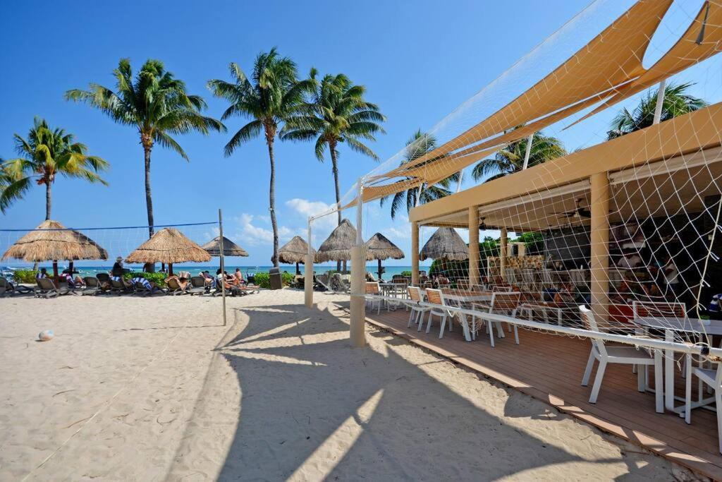 Great Location Front * Playa del Carmen
