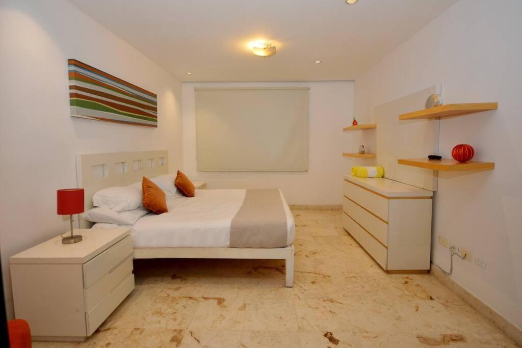 Great Location Front Apartment