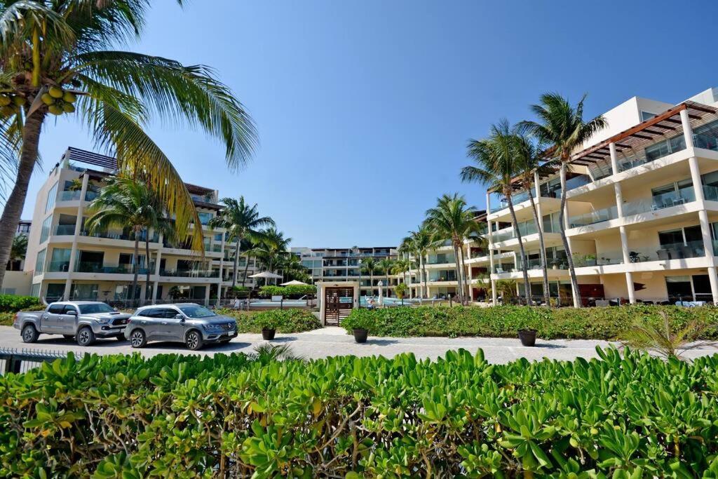 Apartment Great Location Front *