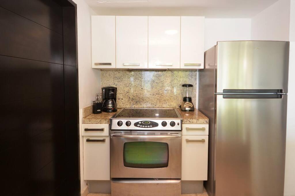 Great Location Front Apartment Playa del Carmen
