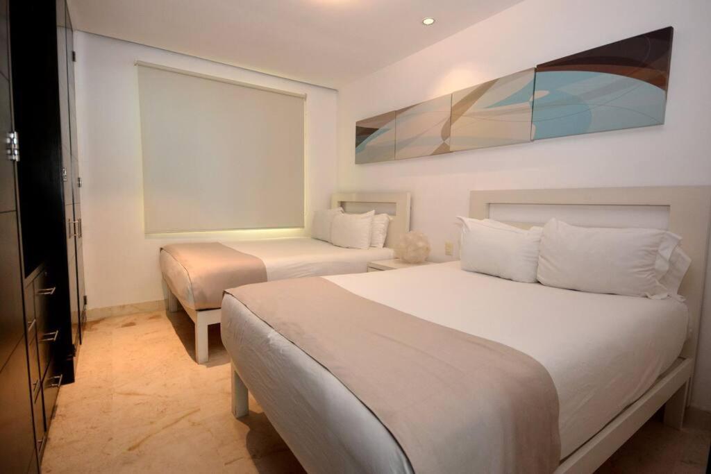 Great Location Front Playa del Carmen