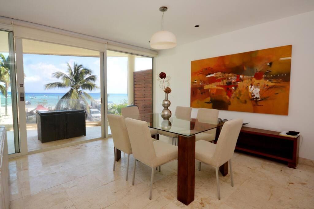Great Location Front Apartment