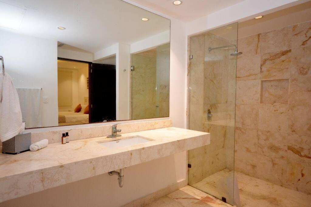 Great Location Front * Playa del Carmen
