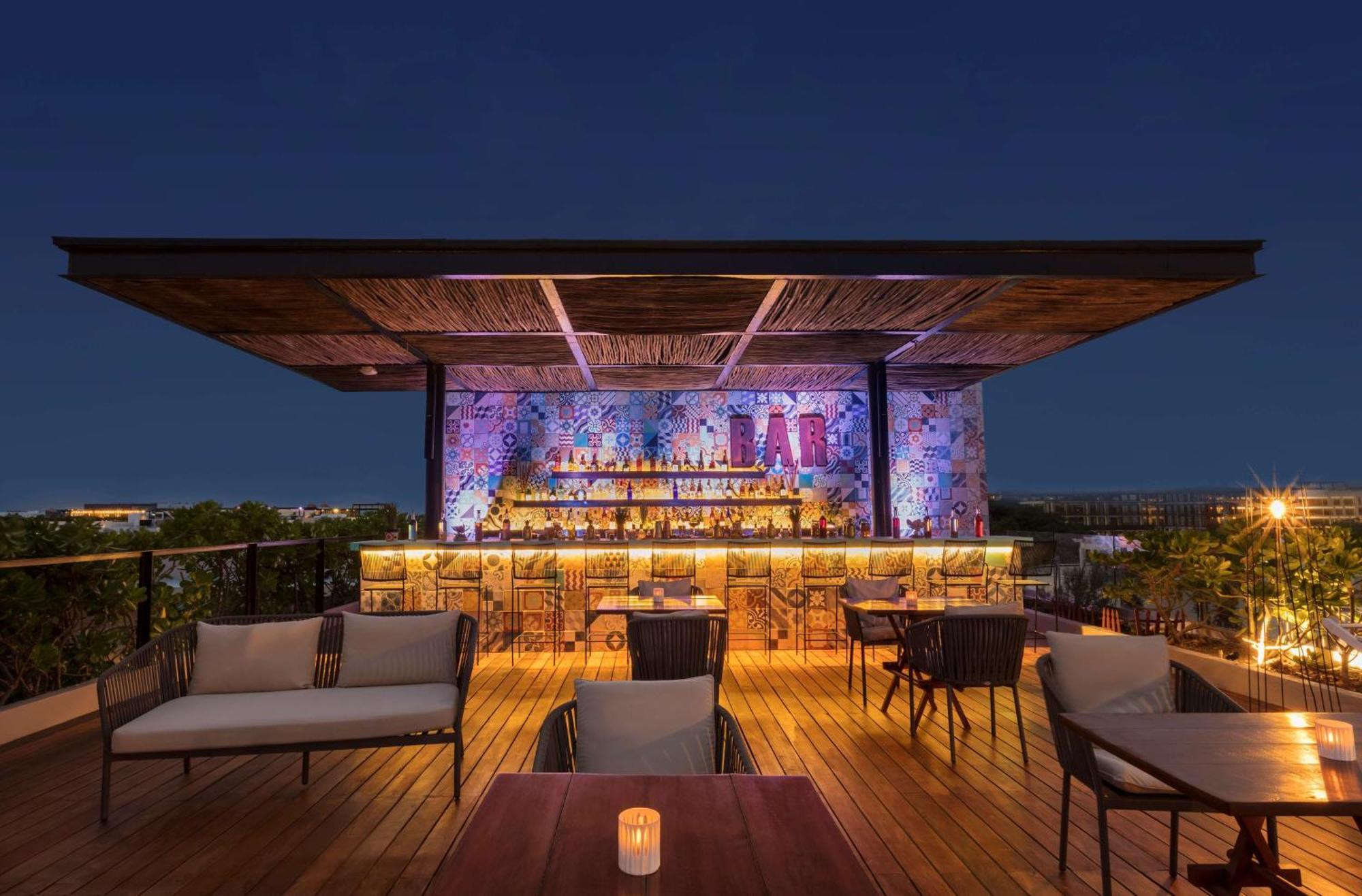 Khách sạn The Yucatan Playa Del Carmen, Adults Only, Tapestry Collection By Hilton 4*