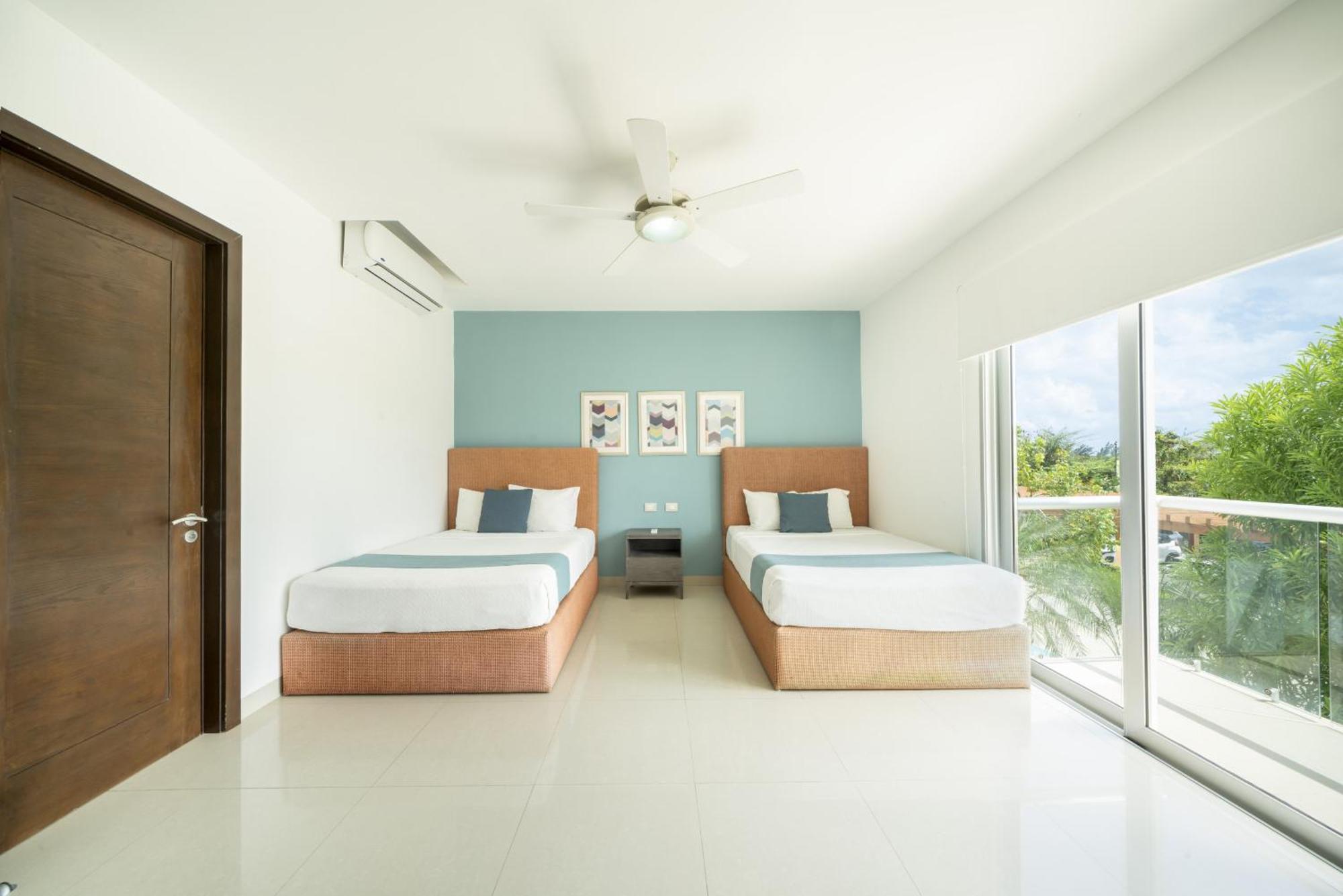 Luxury 2 Bedroom With Tub & Infinity Pool - Side At Mareazul - Sirenita G Holiday home *