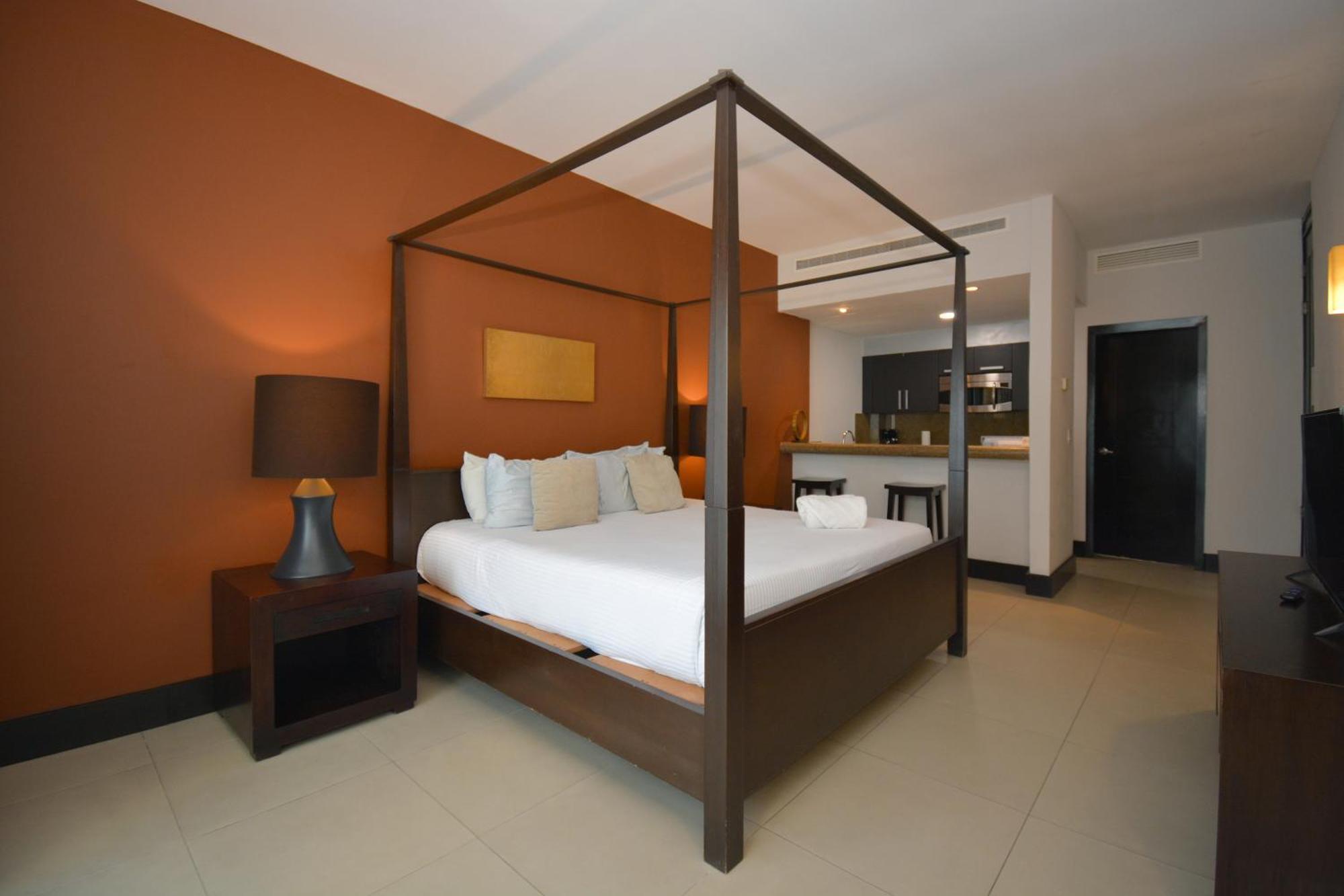Awesome At Aldea Thai Beachfront Khách sạn hẻo lánh
