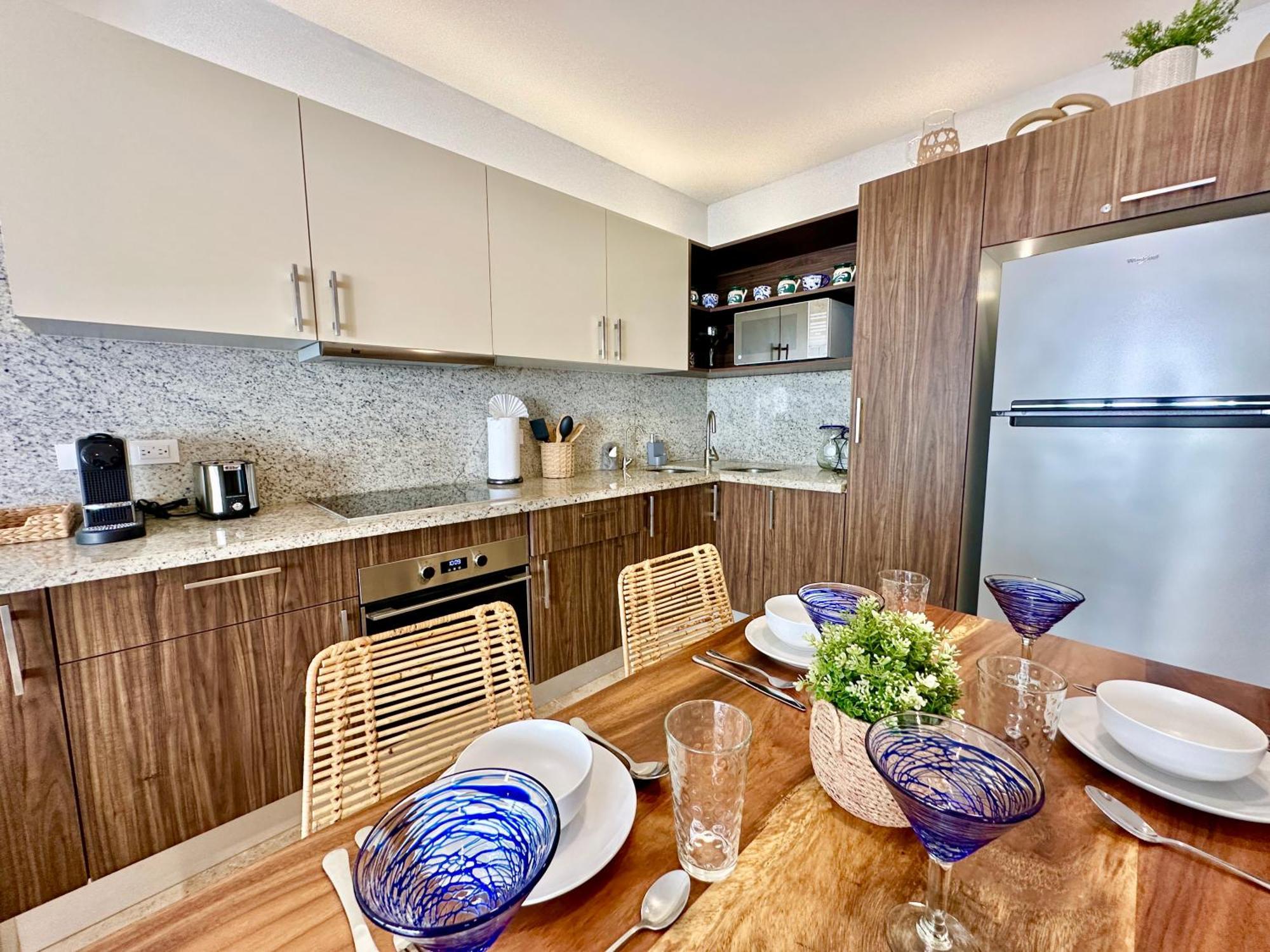Perfect At Arenis, Oceanview Pool And Gym Apartamento