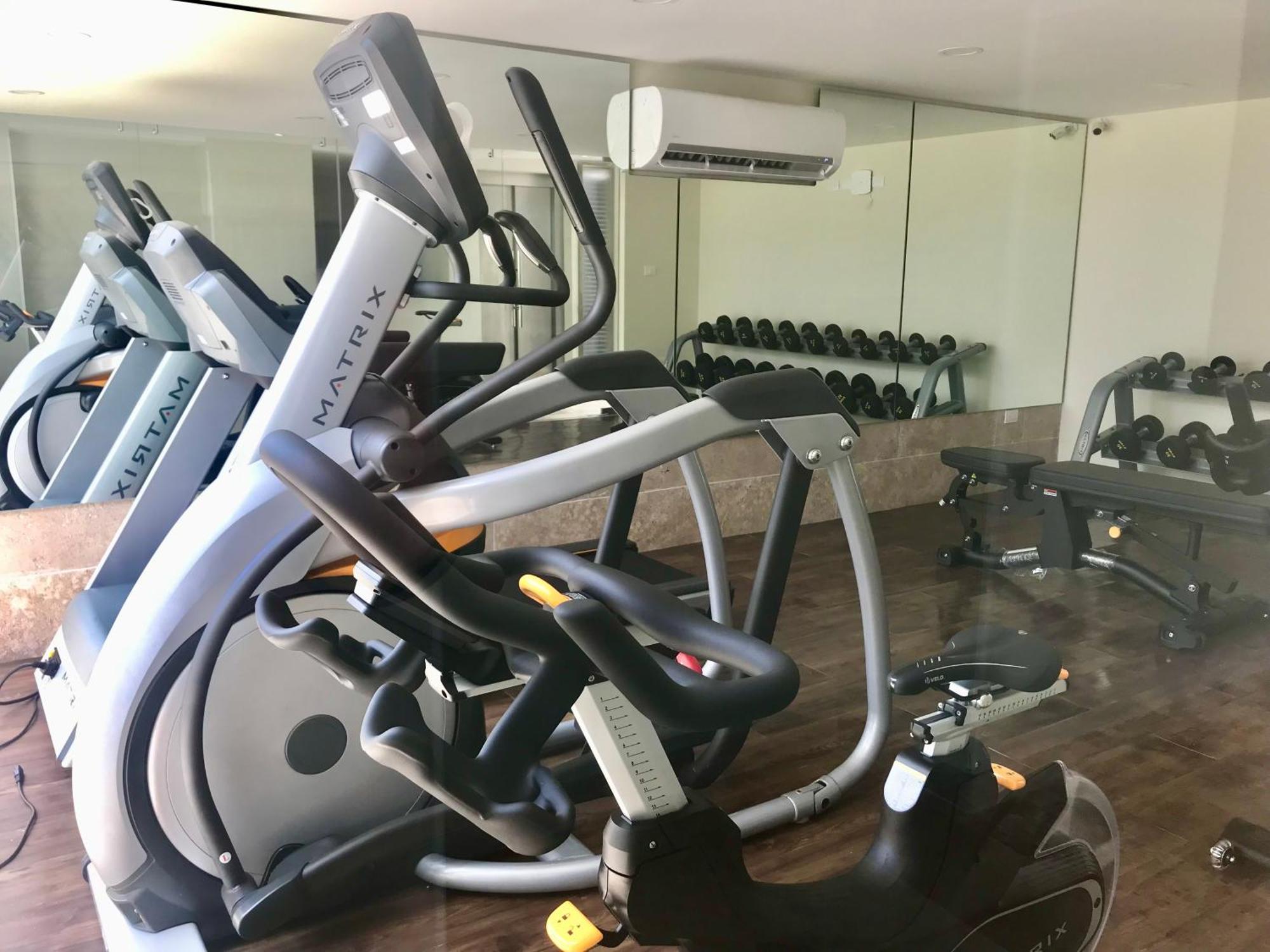 Perfect At Arenis, Oceanview Pool And Gym