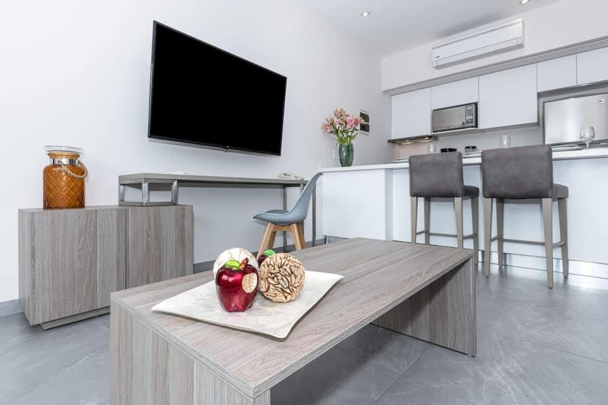 Apartamento Luxury 150mb 2 Bedroom Cine Gym Pool *