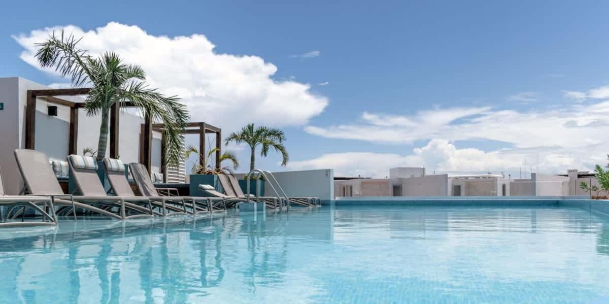 Luxury 150mb 2 Bedroom Cine Gym Pool Apartamento Playa del Carmen