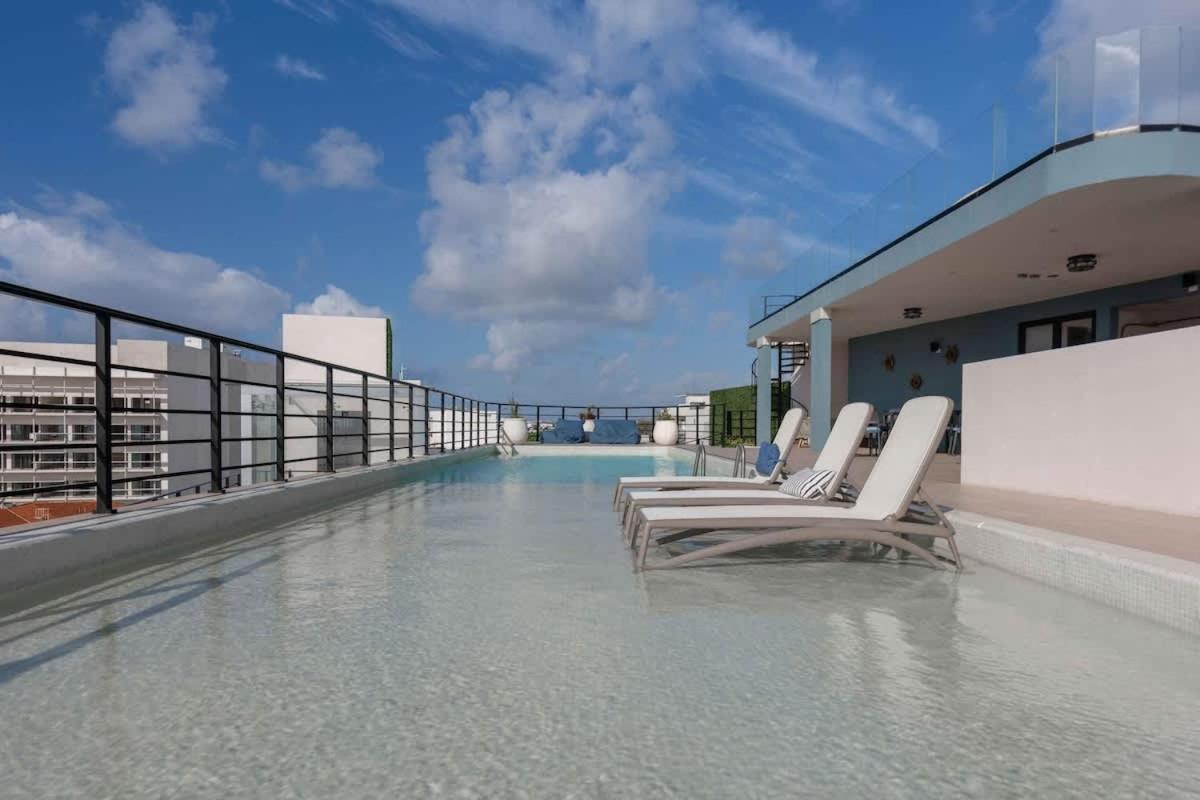 Nhà nghỉ The Boat 2 Blocks From The Sea And 5th Ave 200 Mb *