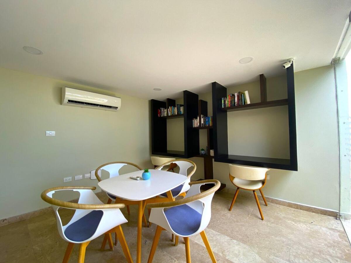 Seaview Roof Pool, Gym Onsite, 4 Blocks To 5th Ave Apartamento *