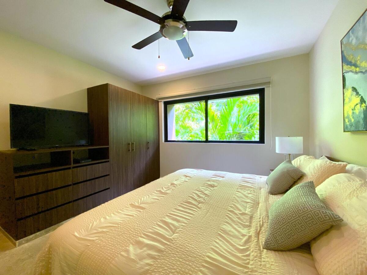 Apartment Seaview Roof Pool, Gym Onsite, 4 Blocks To 5th Ave