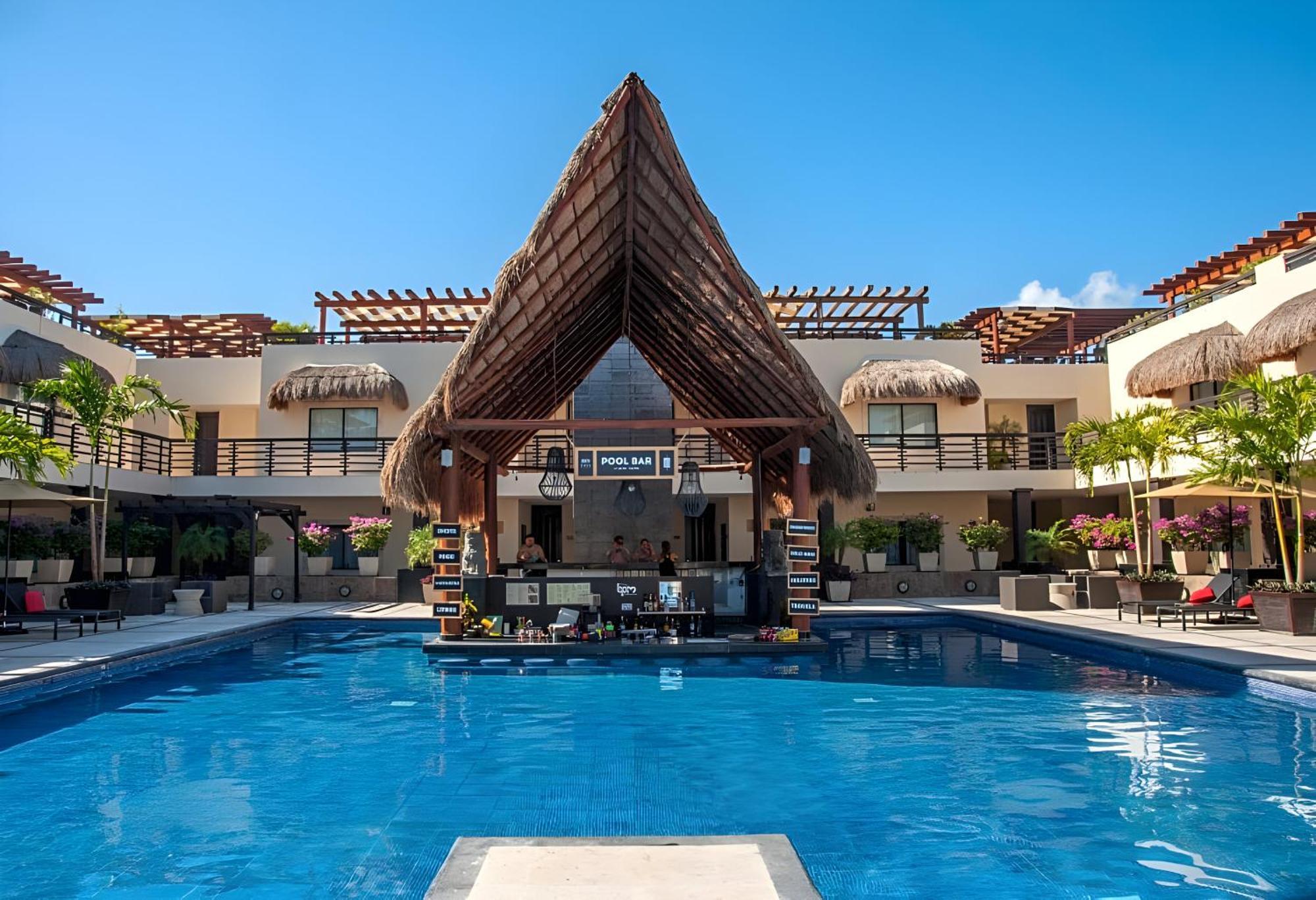 Awesome At Aldea Thai Beachfront Khách sạn hẻo lánh