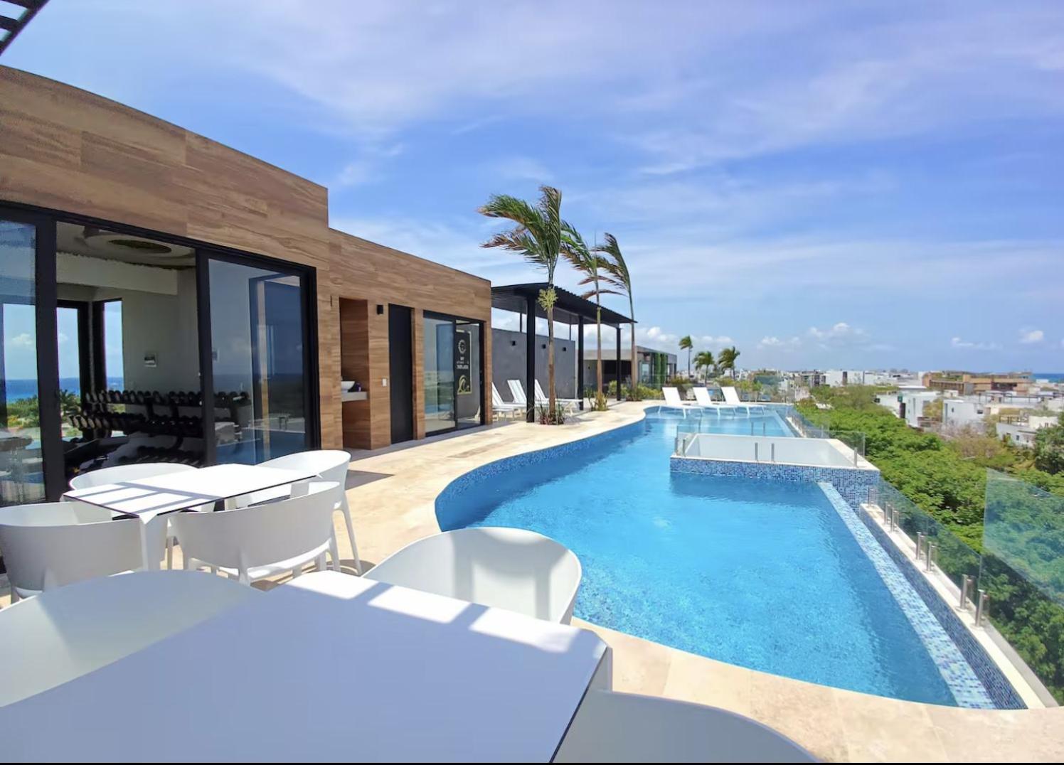 Stylish With Roof Ocean Views Near Mamitas And 5th Ave