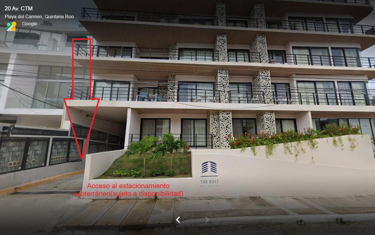 150 M From Playa Pelicanos And 5th Ave * Playa del Carmen