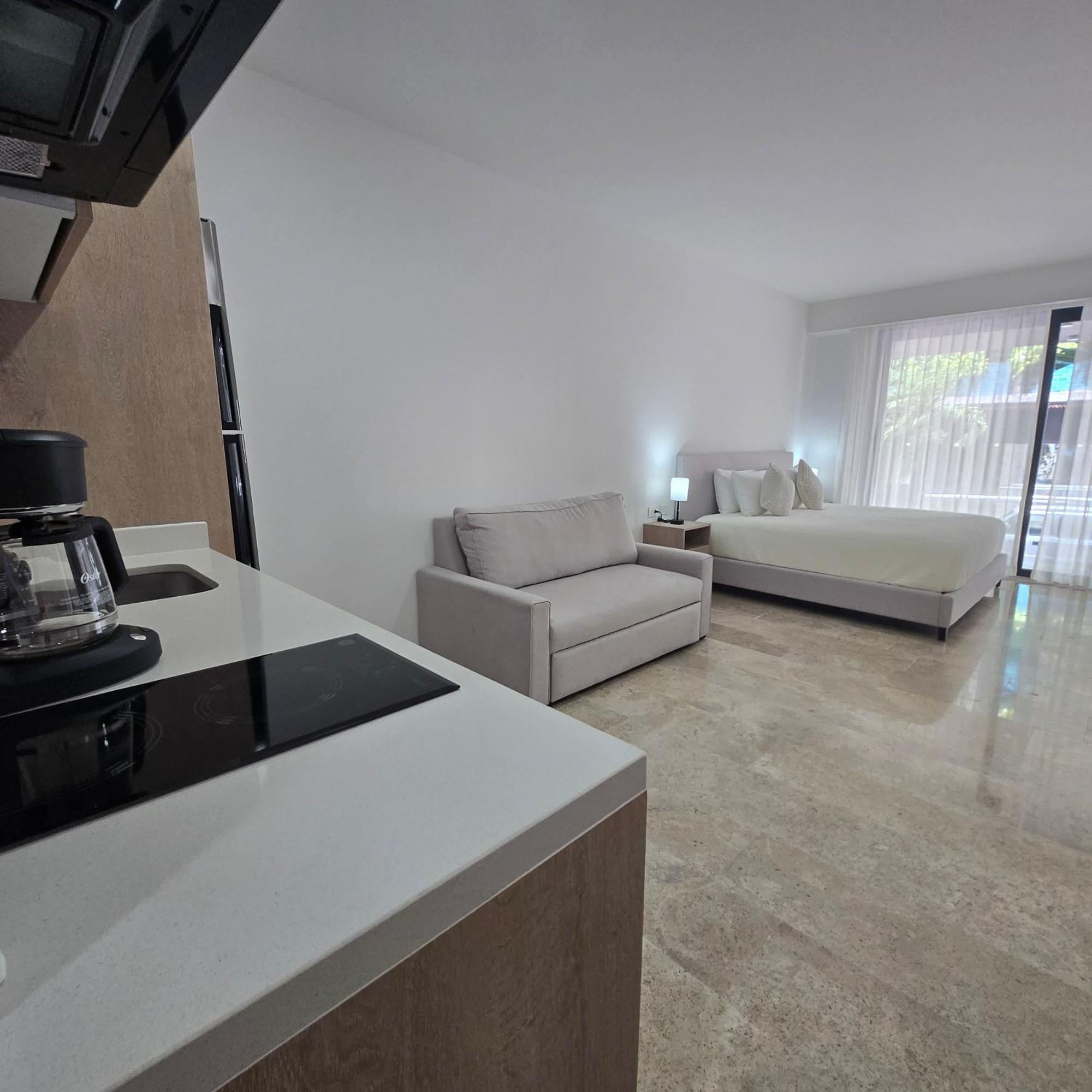Modern Refuge Just Steps From 5th Avenue *