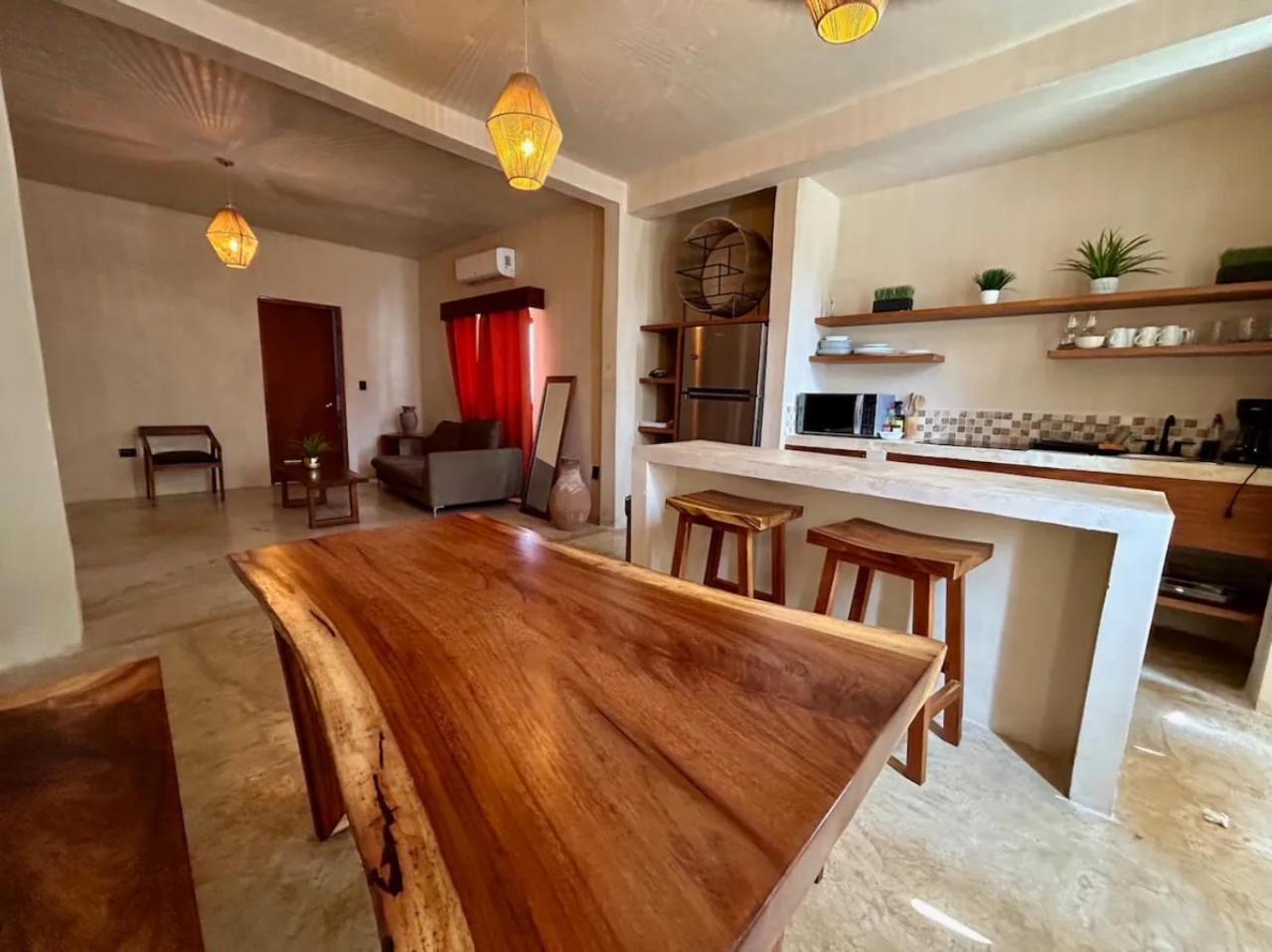 Private 3 Floors Building Apartment