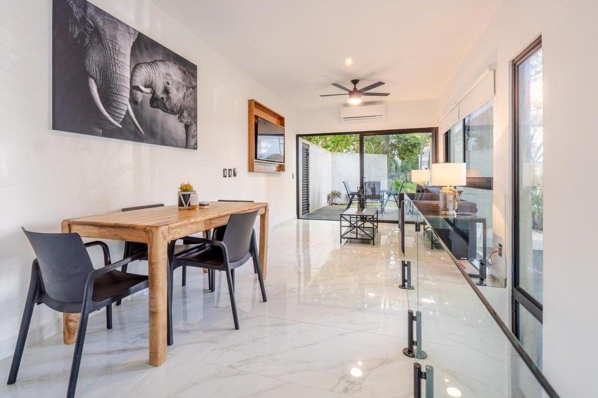 In Duplex One Block From Playacar * Playa del Carmen