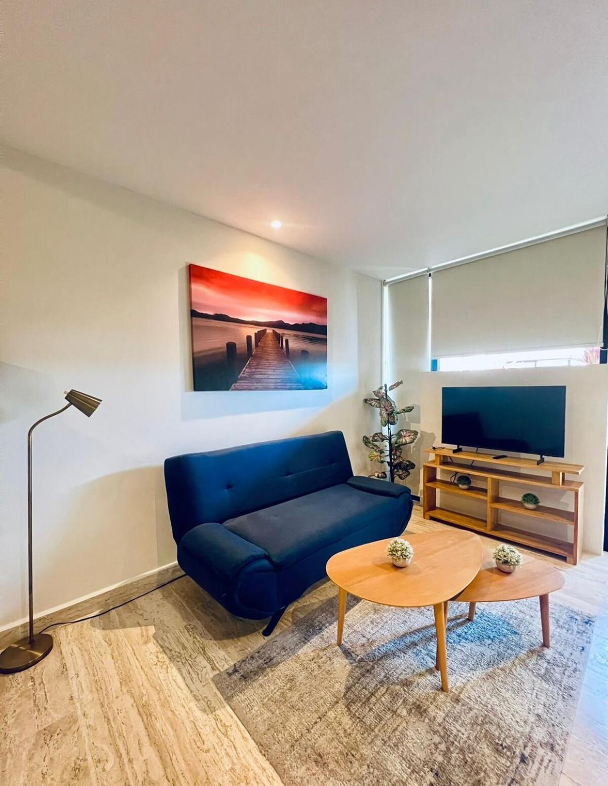Luxurious Studio, *