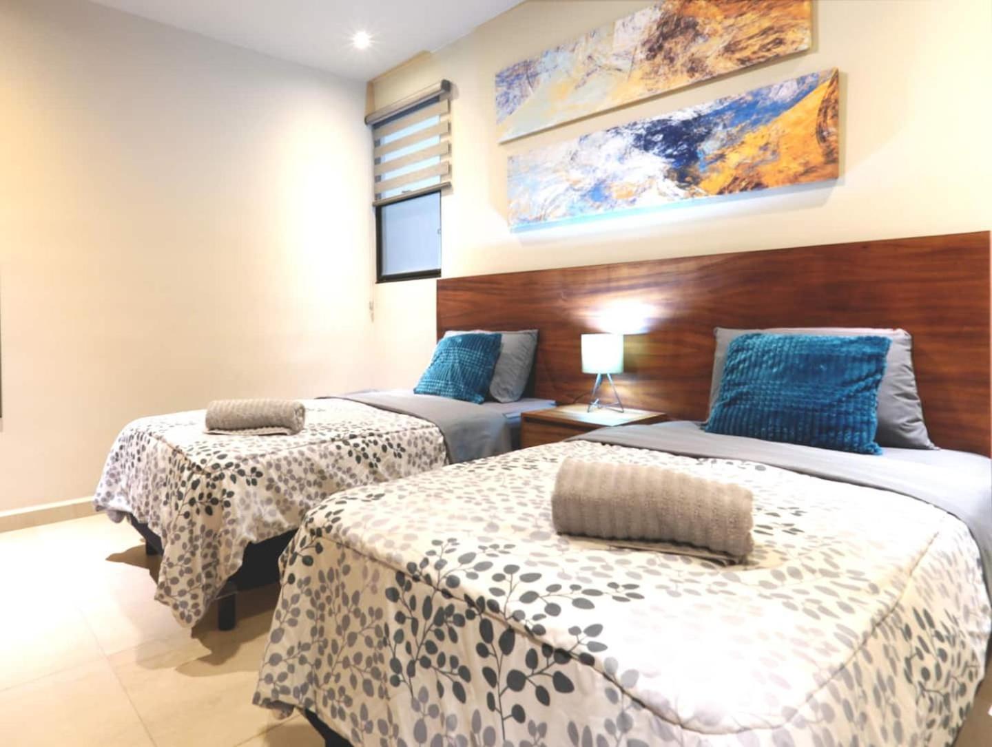 Coto8 10min To Beach, Gym, Pool,wifi 200mb Casa de férias *