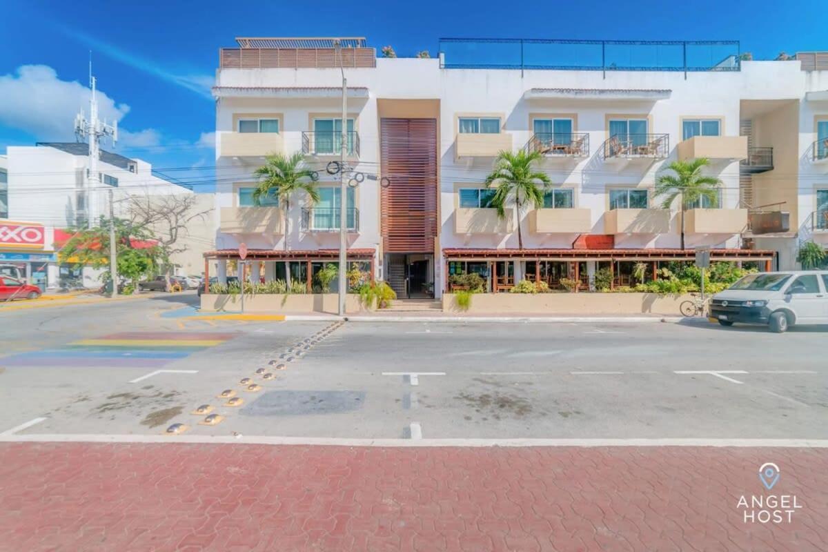 Apartment Ideal Group Getaway 4 Blocks To The & Pool *