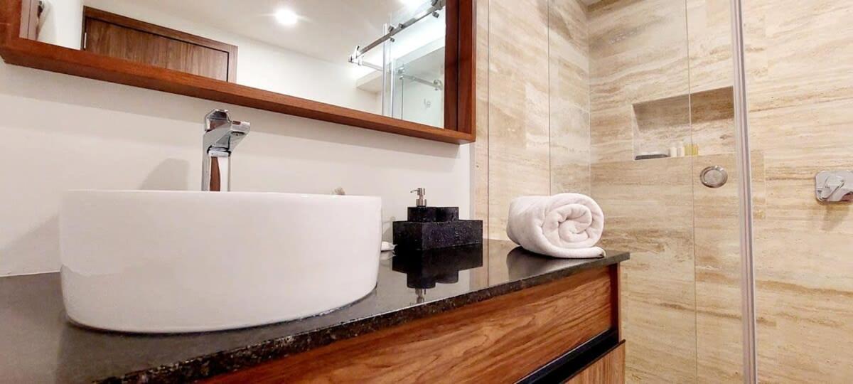 Playacar Quient 1 Bedroom Fast Wifi Apartment Playa del Carmen
