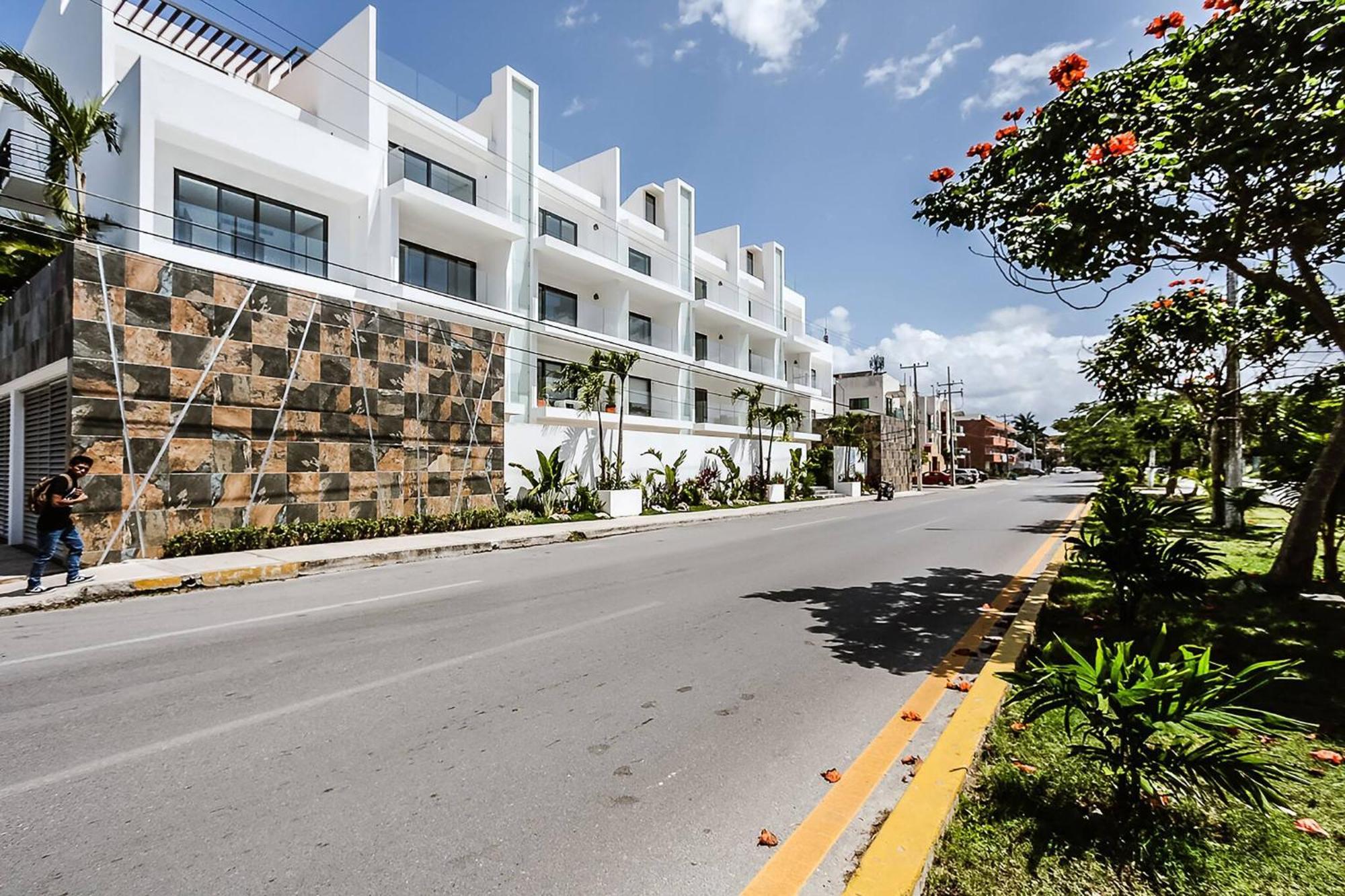 Yucatan - Modern 1 Bedroom In Playa Near 5th - At Calle 38 * Playa del Carmen