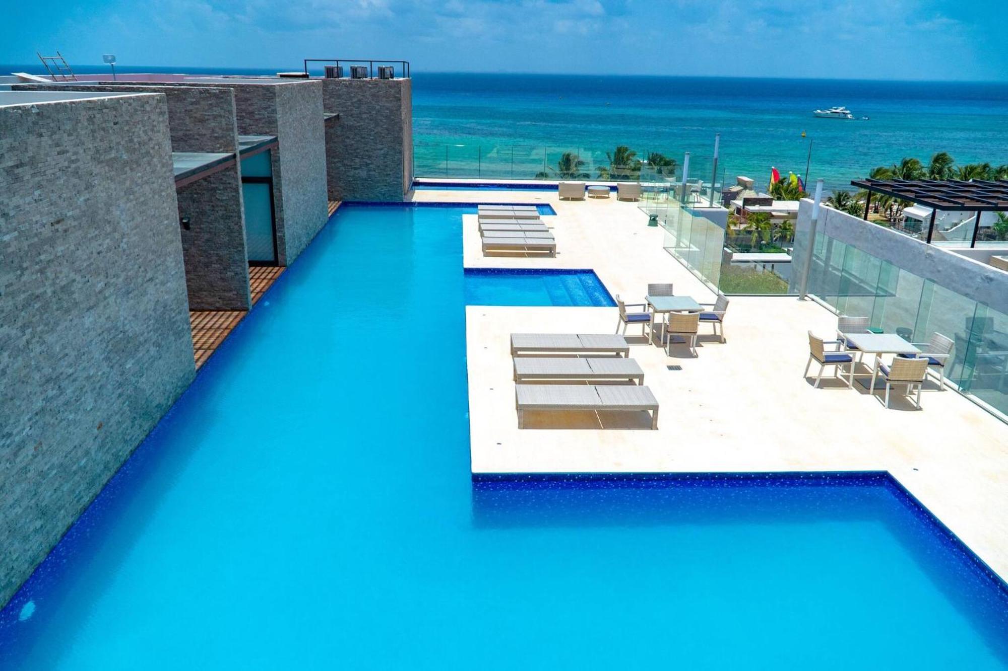 Luxury 2 Bedroom With Private Jacuzzi & Bbq - At Cruz Con Mar - Maricruz Сasa de vacaciones Playa del Carmen