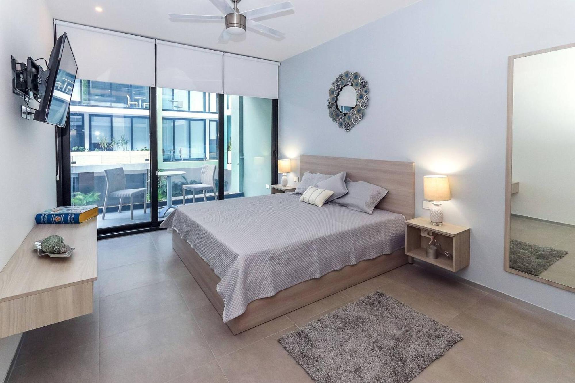 Luxury 1 Bedroom - 2 Pools & Gym - At The - Descanso *