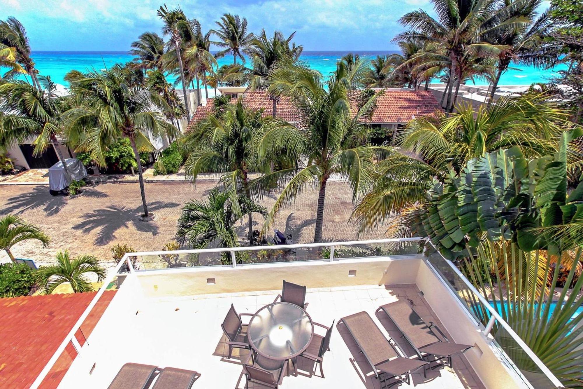 With 4 Bedrooms A Few Steps From The - Playacar - Vista Del Mar