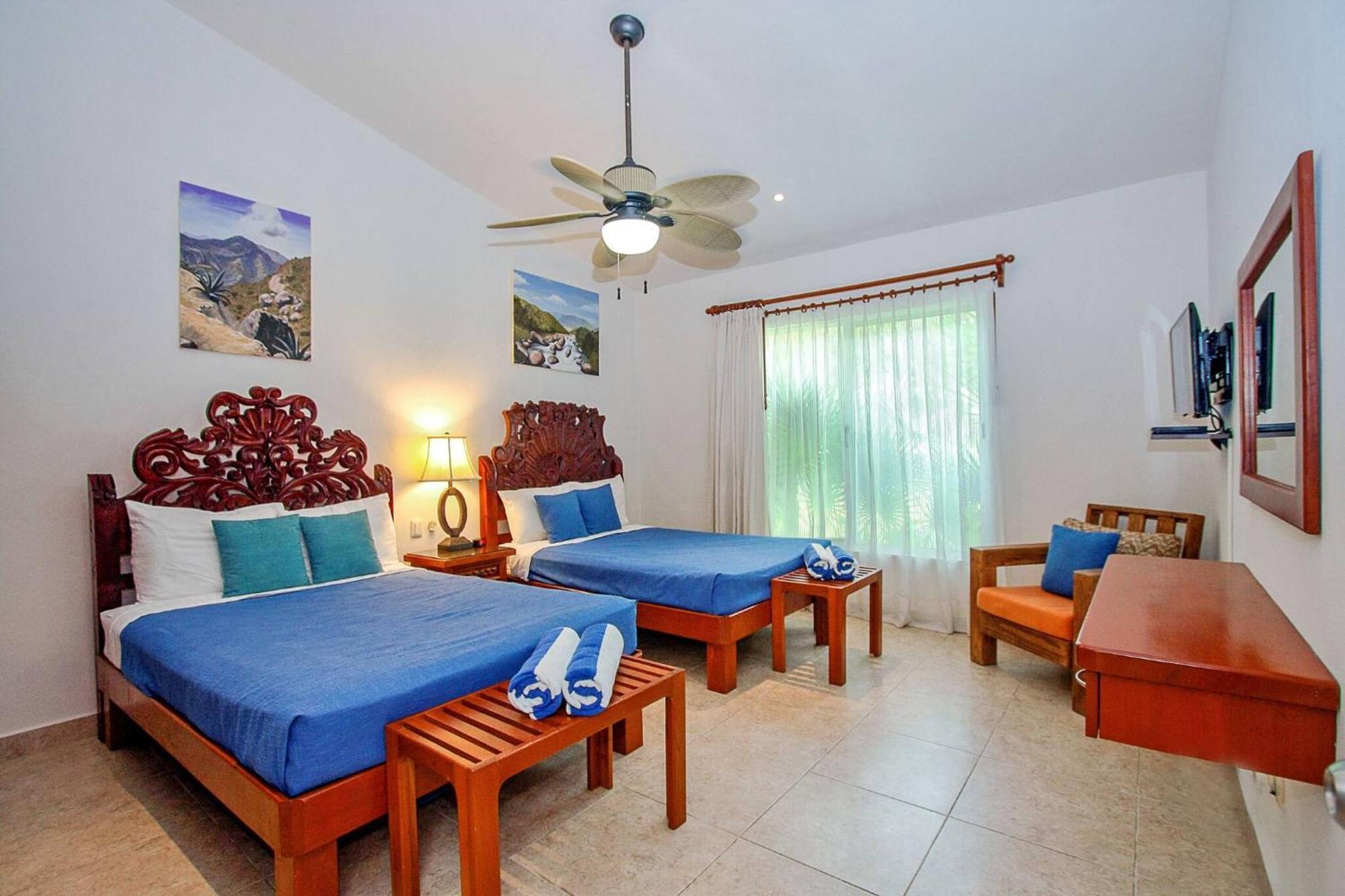With 4 Bedrooms A Few Steps From The - Playacar - Vista Del Mar Playa del Carmen