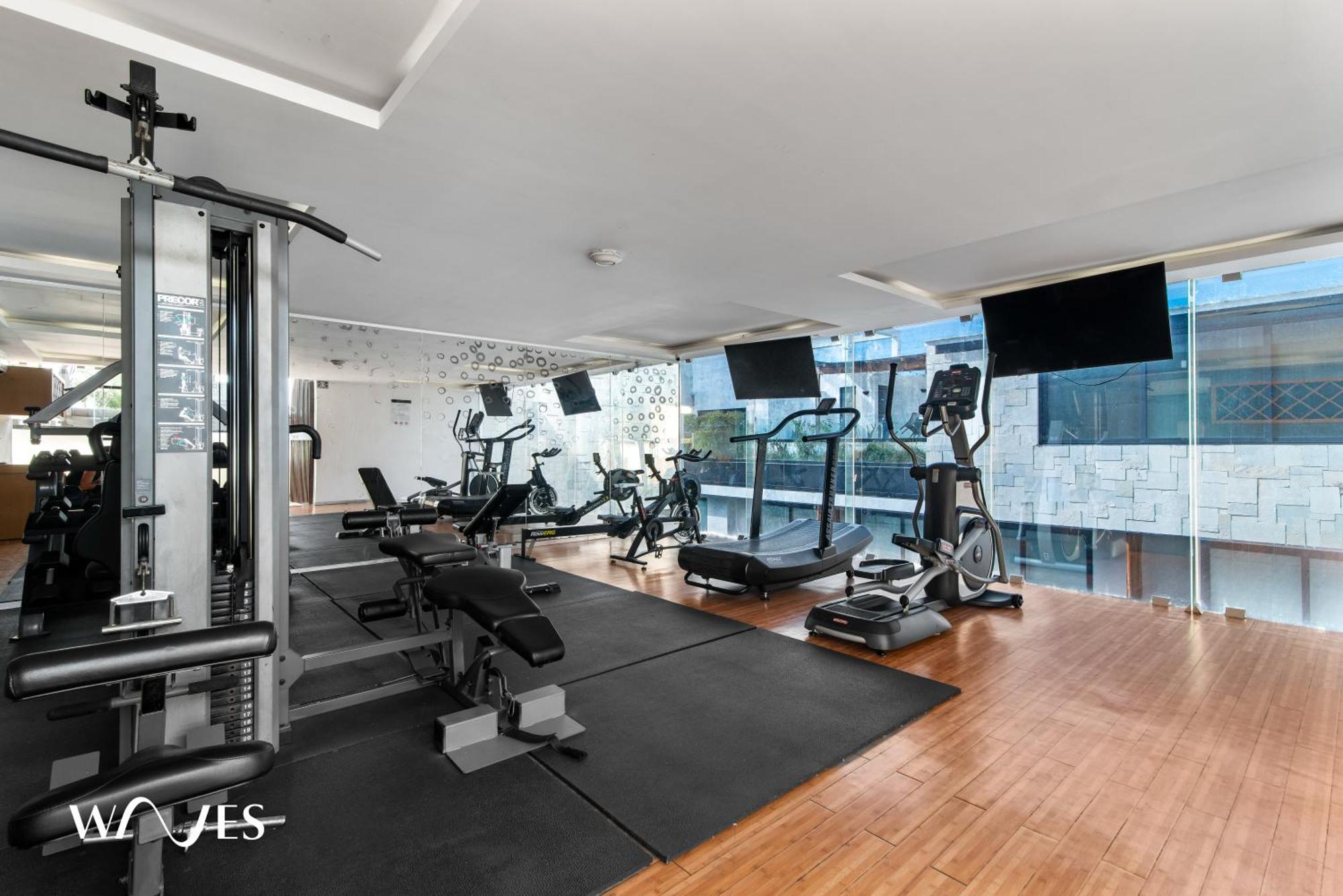 Luminous 1 Br. Steps Away From The *