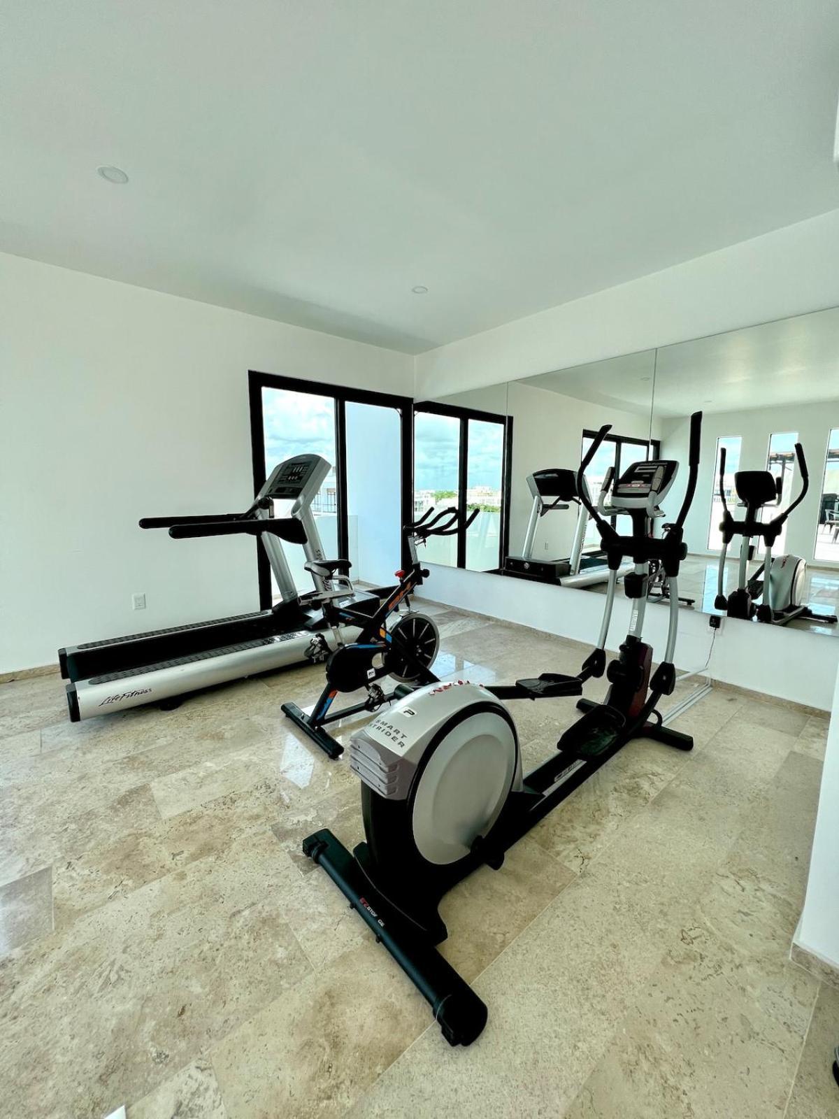 New One Block From 5th Ave * Playa del Carmen