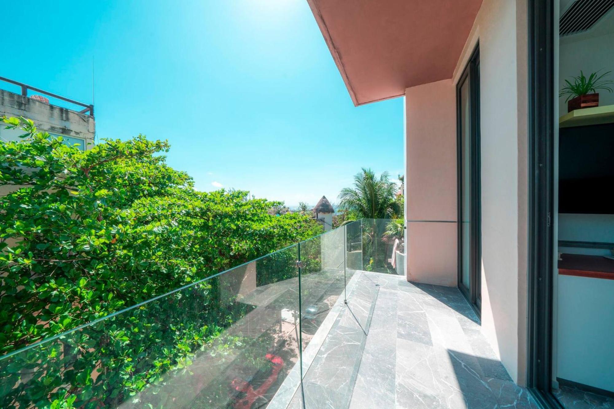 Luxury 2 Bedroom - Beautiful Ocean View At Singular Joy Residences, Jade *