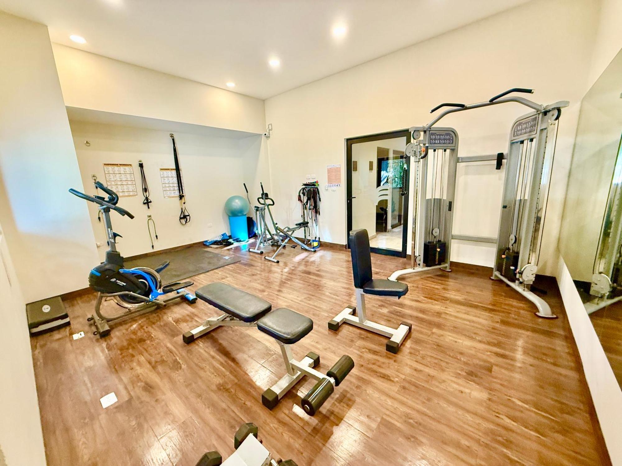 Apartment Large Studio, Large Rooftop Pool, Great Location! Playa del Carmen