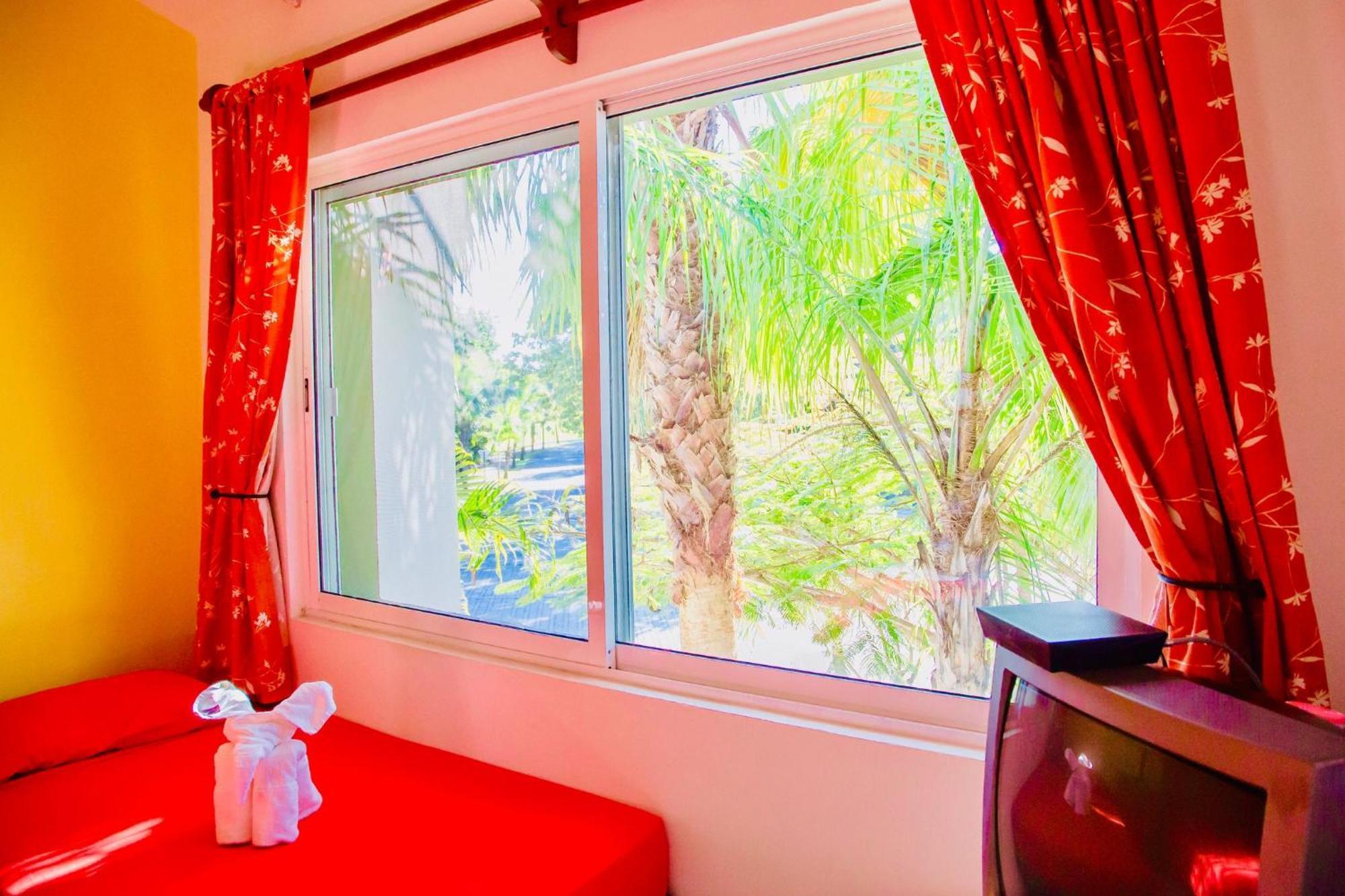 Executive Budget With Swimming Pool Air Conditioning And Parking Casa de hóspedes *