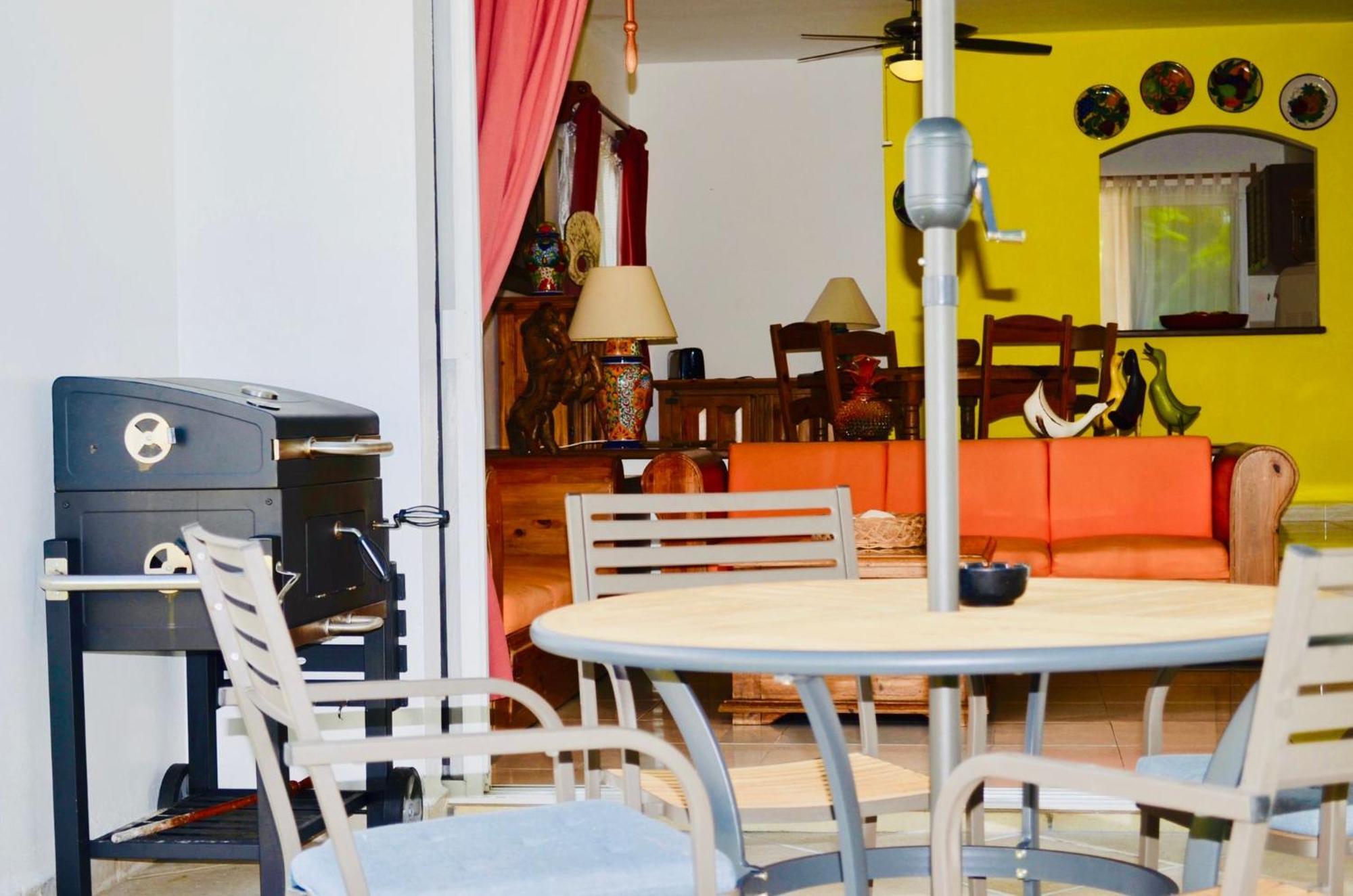 Casa de hóspedes Executive Budget With Swimming Pool Air Conditioning And Parking