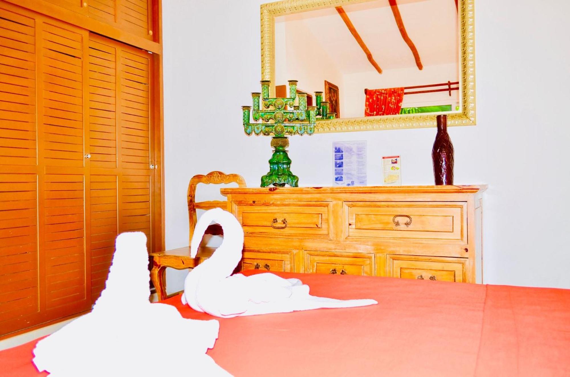 Executive Budget With Swimming Pool Air Conditioning And Parking Casa de hóspedes *