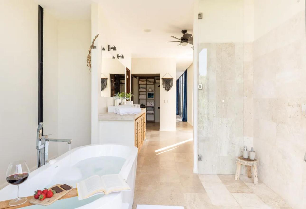 Villa Glass Jungle With Amazing Views -10 Min Dt Playa del Carmen