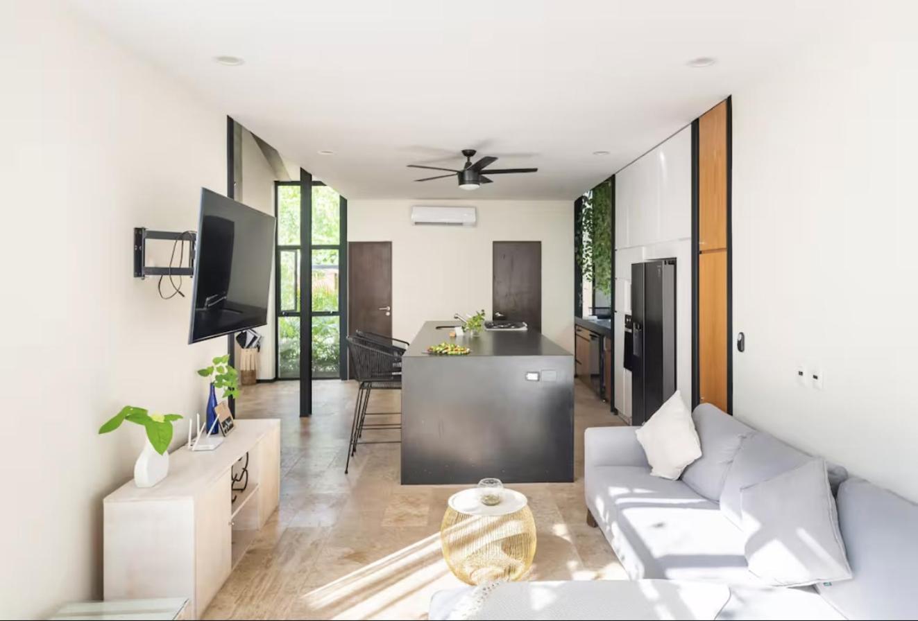 Glass Jungle With Amazing Views -10 Min Dt Villa