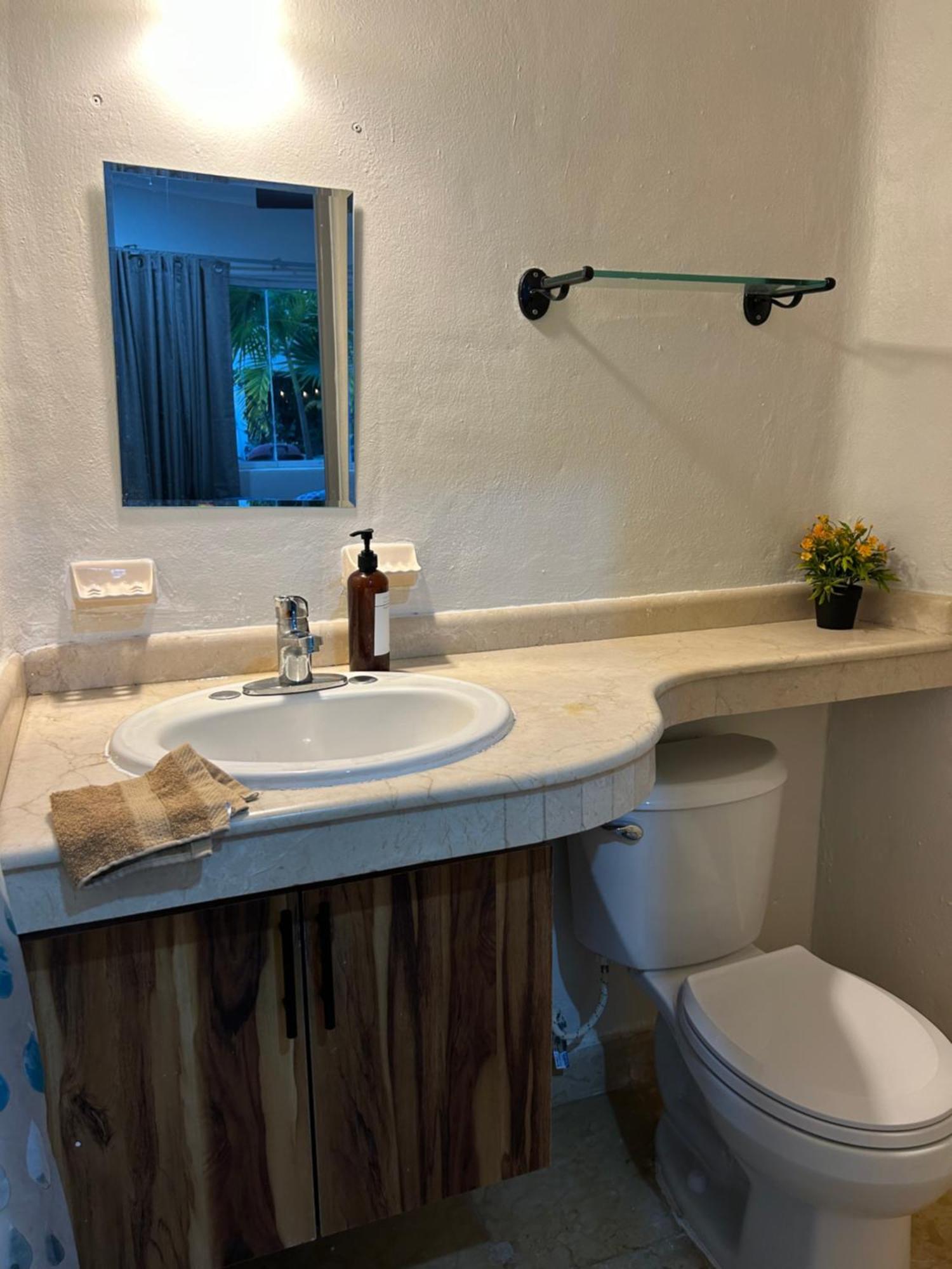 Apartment Blue Angel 10 A Unos Paso De La 5av Playa del Carmen