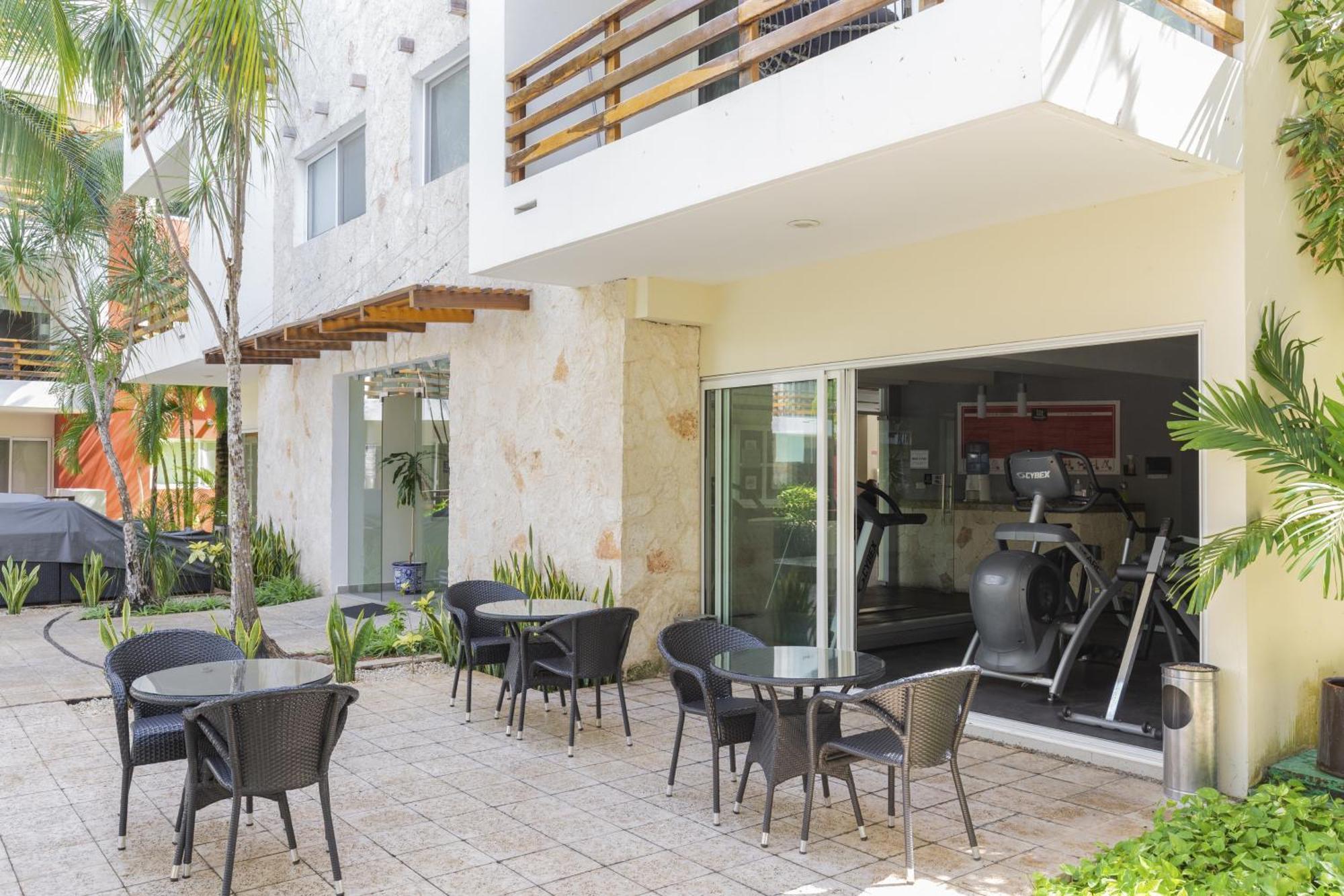 Blue Adobe Nest At Sabbia Apartment *