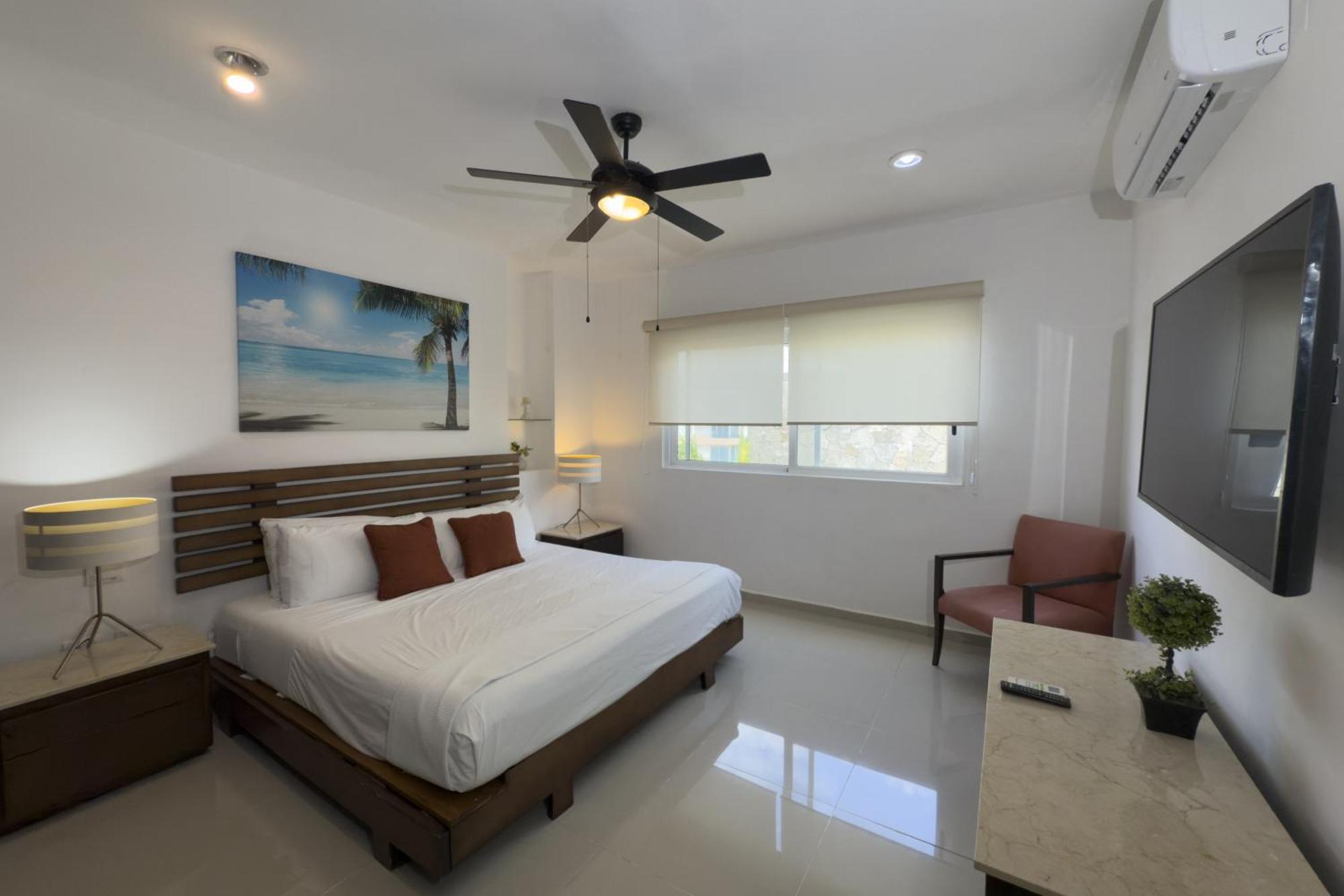 Blue Adobe Nest At Sabbia Playa del Carmen