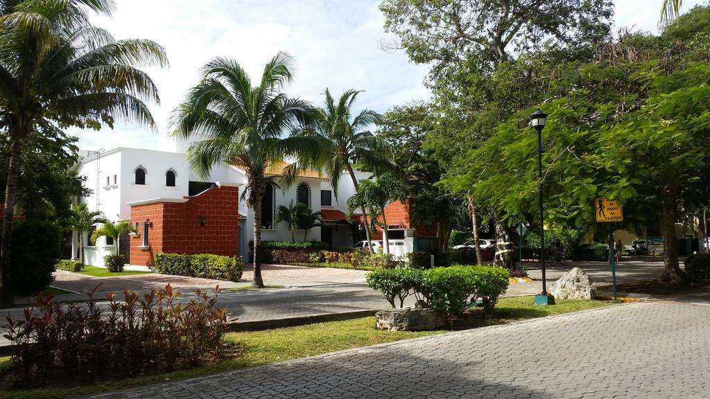 Hibiscus Bed & Breakfast