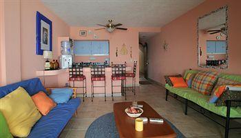 Plaza Marina Hotel 3*