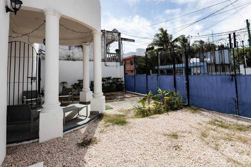Khách sạn Coral 4*
