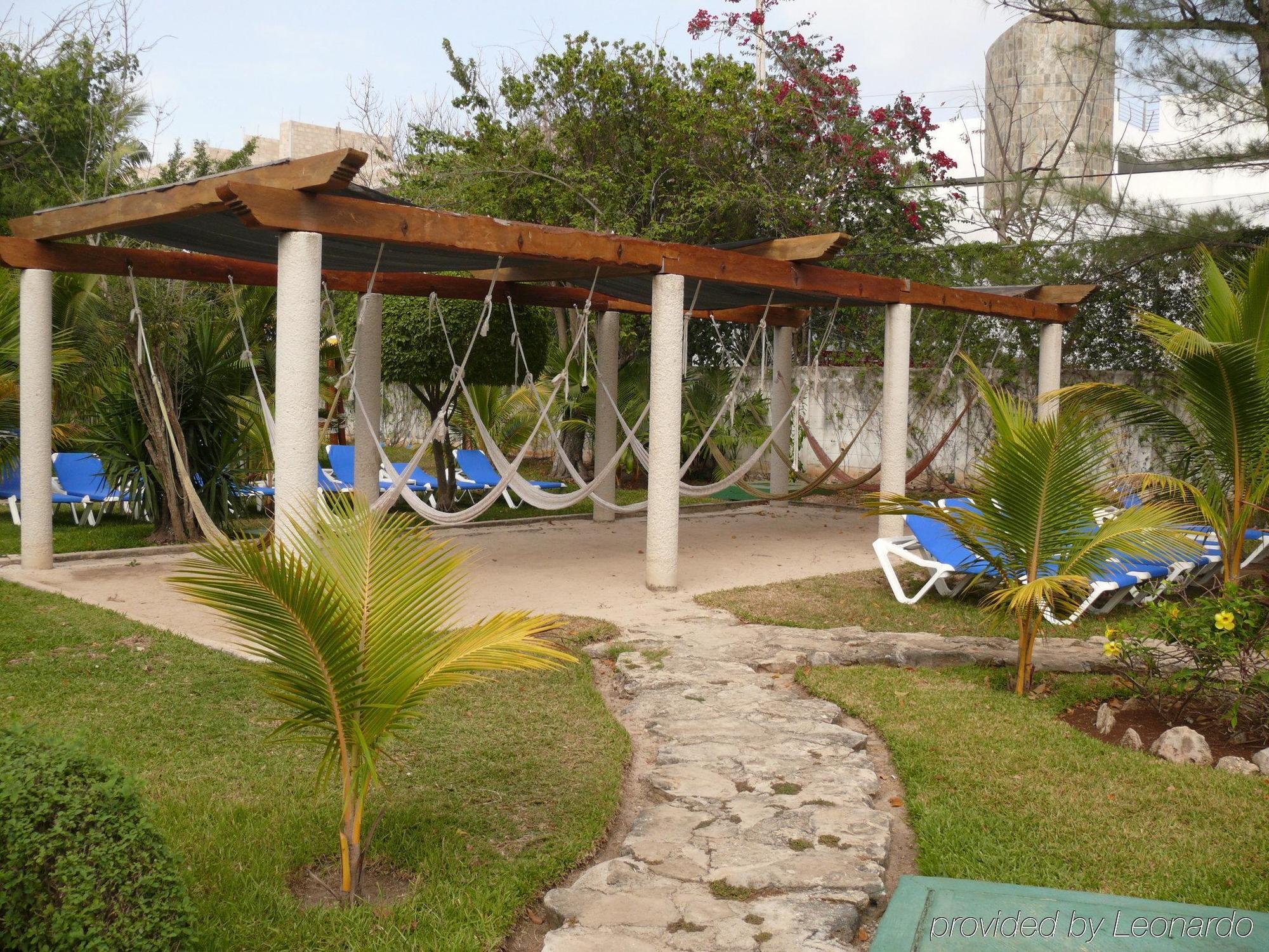 Nasim Apartahotel 3*