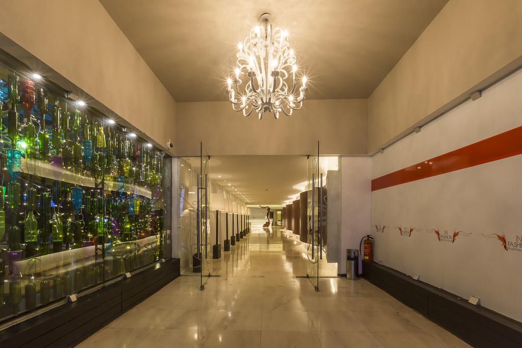 In Fashion & (adults Only) Khách sạn