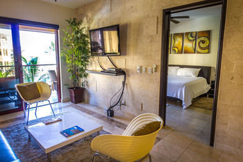 Hotel El Faro Oceanfront By Bric Playa del Carmen